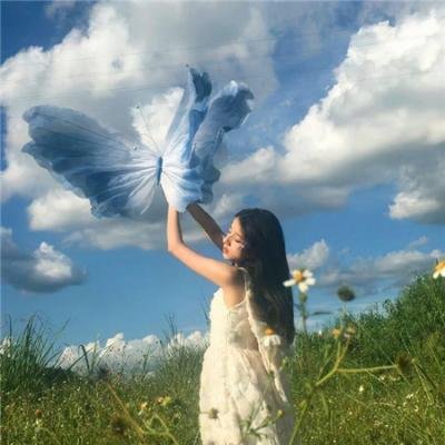 爱丽丝漫游仙境记